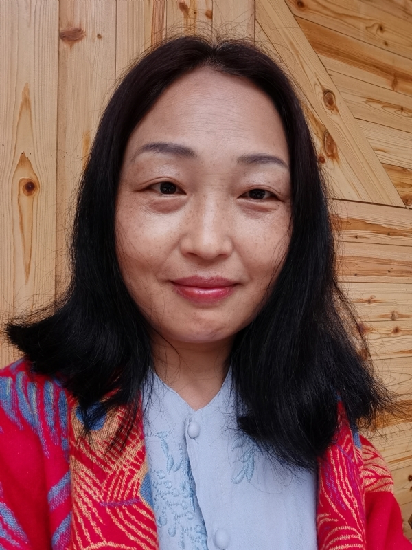 天山雪莲的第一张照片--襄阳认干亲服务网